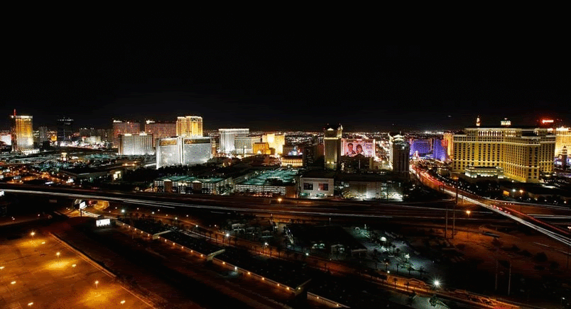 LAS VEGAS STRIP BEFORE AND DURING EARTH HOUR