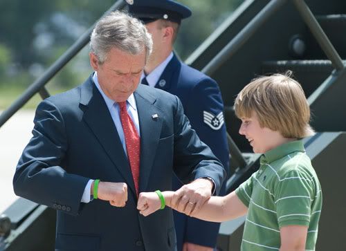 0707president-bush-forced-fist-bump.jpg