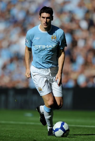 Gareth Barry Pictures, Images and Photos