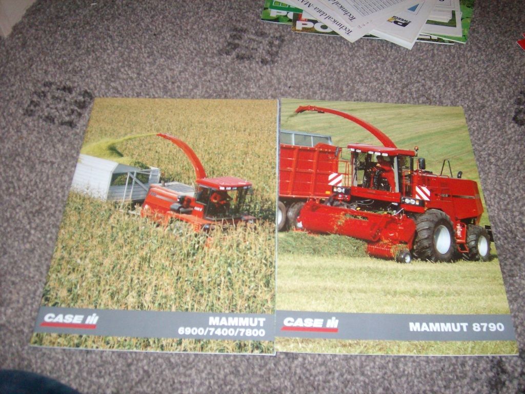 tractorbrochures012-1.jpg