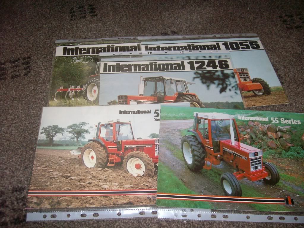 tractorbrochures012.jpg