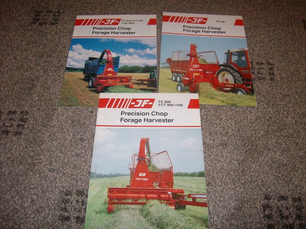 tractorbrochures017-1.jpg
