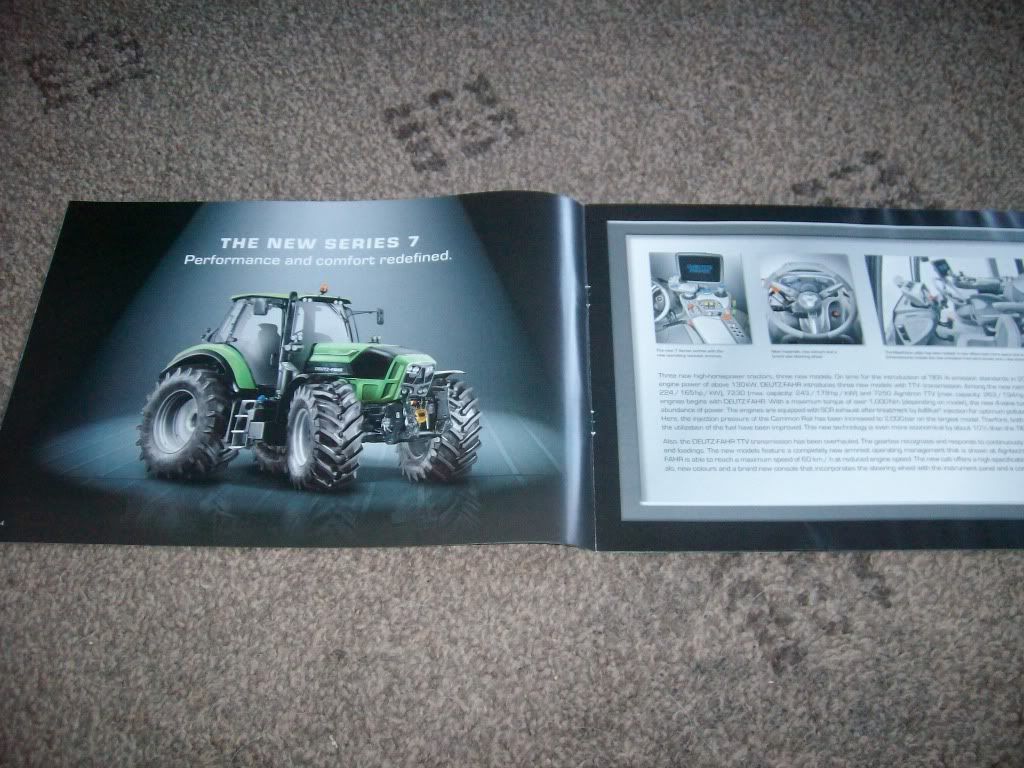 tractorbrochures024.jpg