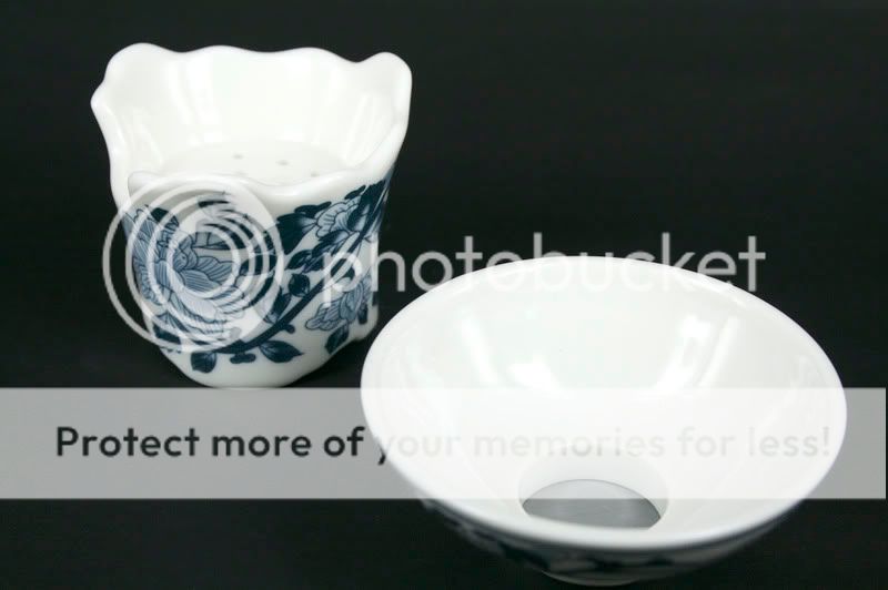 PETAL Porcelain Tea Strainer and Stand Holder Qing Hua  